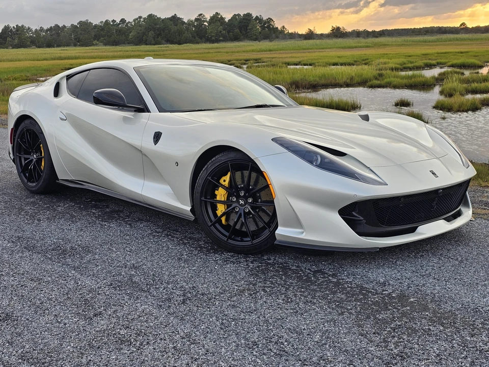 2018 Ferrari 812 Superfast - Image 20 of 31
