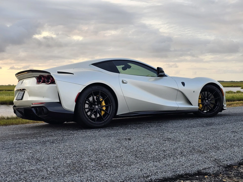 2018 Ferrari 812 Superfast - Image 26 of 31