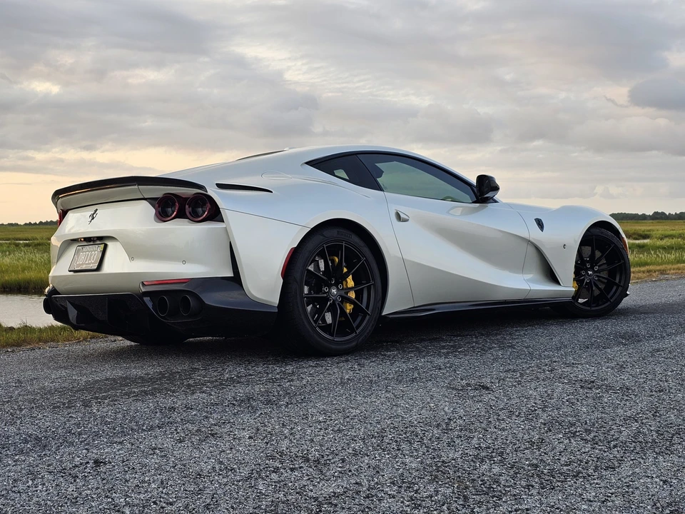 2018 Ferrari 812 Superfast - Image 27 of 31