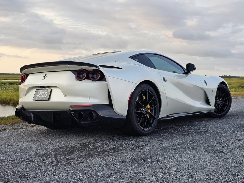2018 Ferrari 812 Superfast - Image 28 of 31
