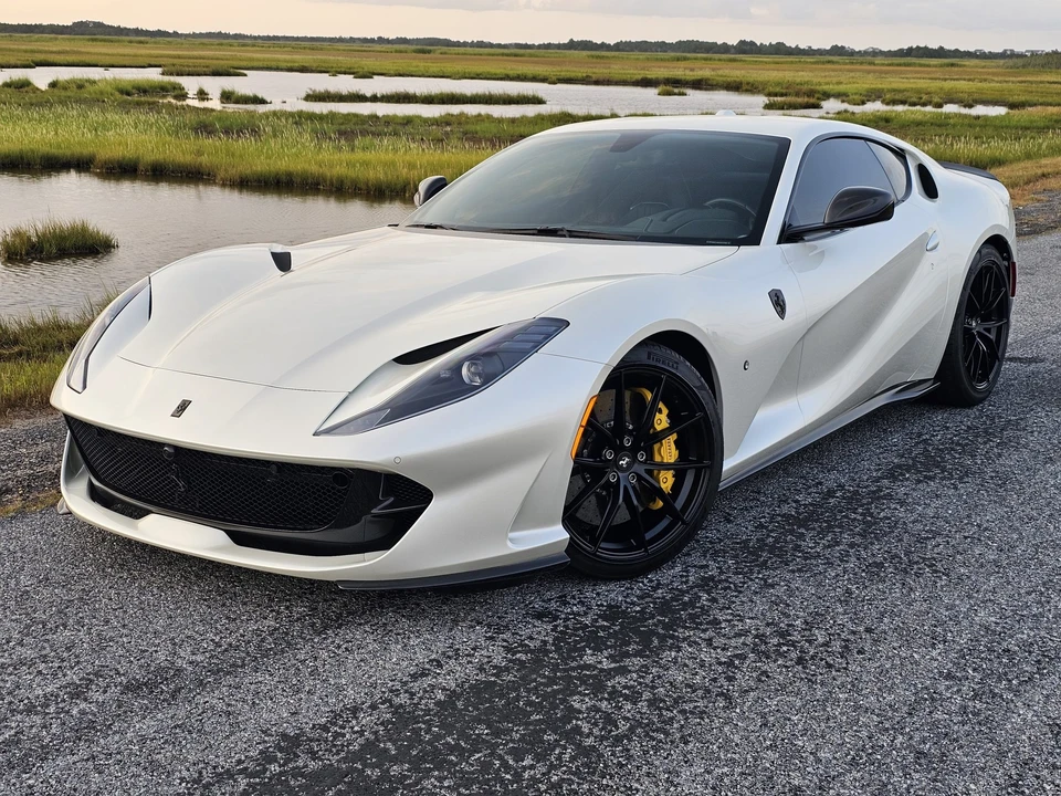 2018 Ferrari 812 Superfast - Image 7 of 31