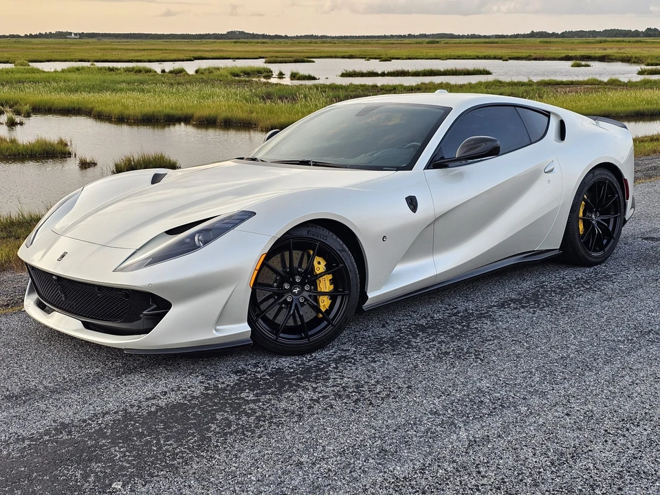 2018 Ferrari 812 Superfast - Image 3 of 31