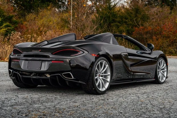 2018 McLaren 570S Spider - Image 2 of 7