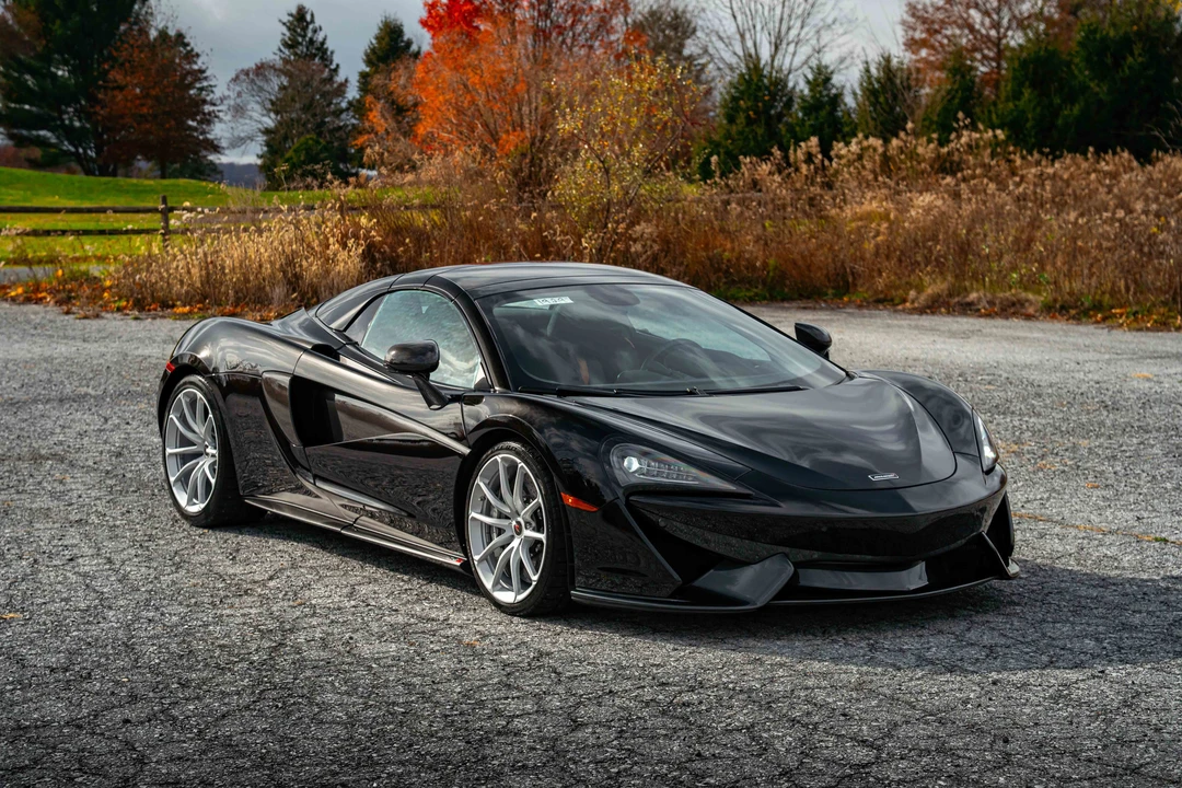 2018 McLaren 570S Spider - Image 13 of 31
