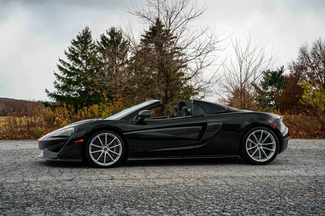 2018 McLaren 570S Spider - Image 23 of 31