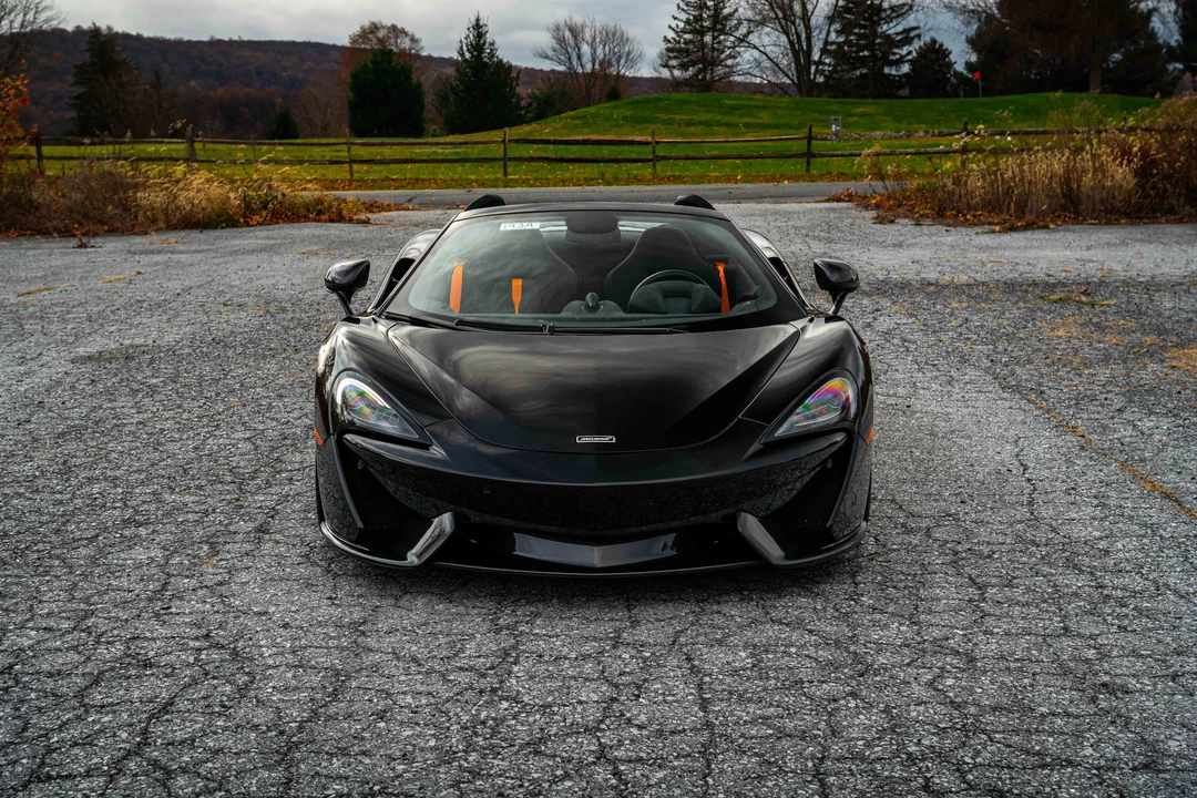 2018 McLaren 570S Spider - Image 28 of 31