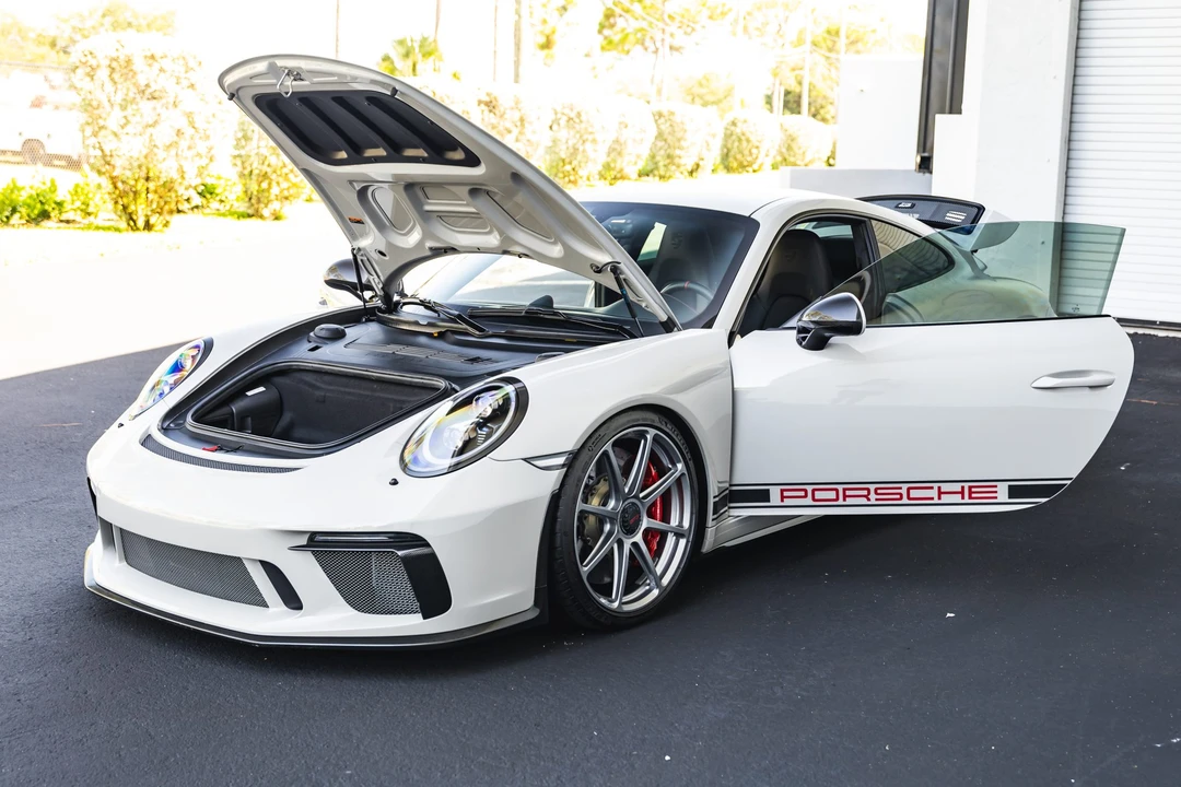2018 Porsche 991 GT3 - Image 18 of 31