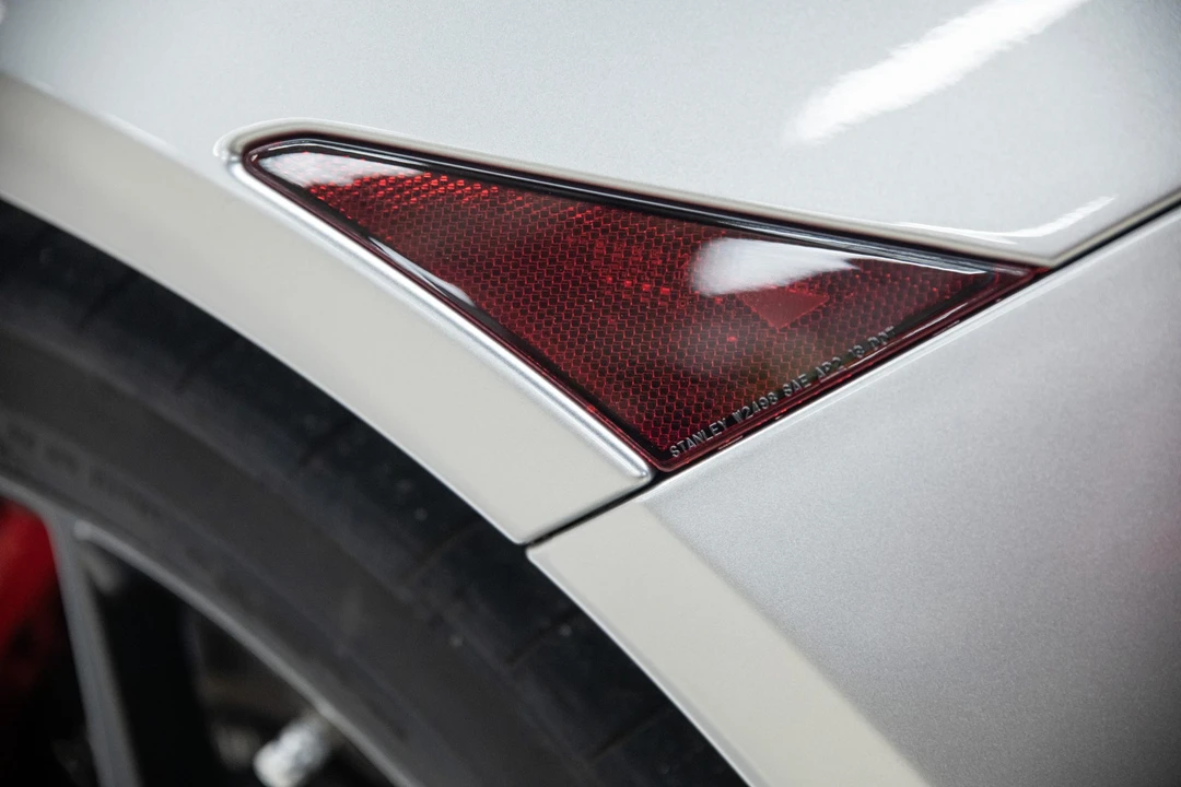 2019 Acura NC1 NSX - Image 23 of 31