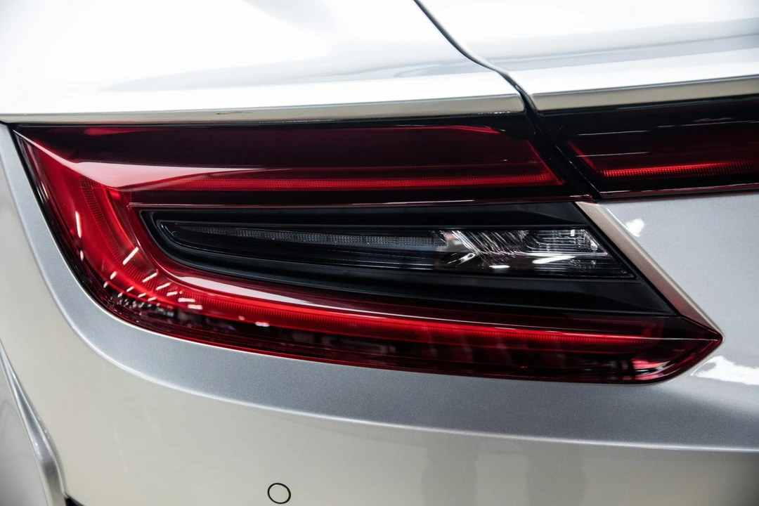2019 Acura NC1 NSX - Image 19 of 31