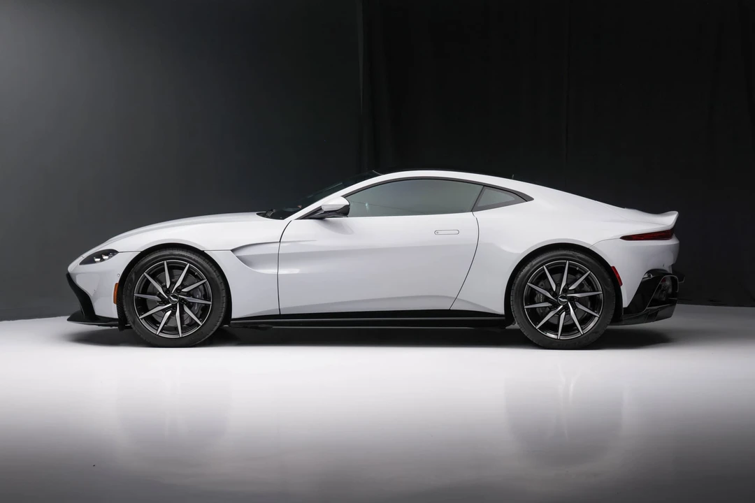 2019 Aston Martin V8 Vantage (2019+) - Image 3 of 31