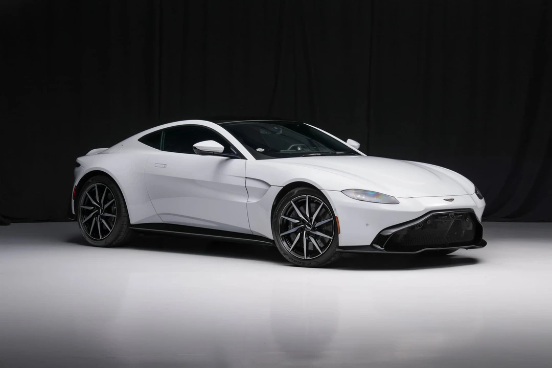 2019 Aston Martin V8 Vantage (2019+) - Image 9 of 31