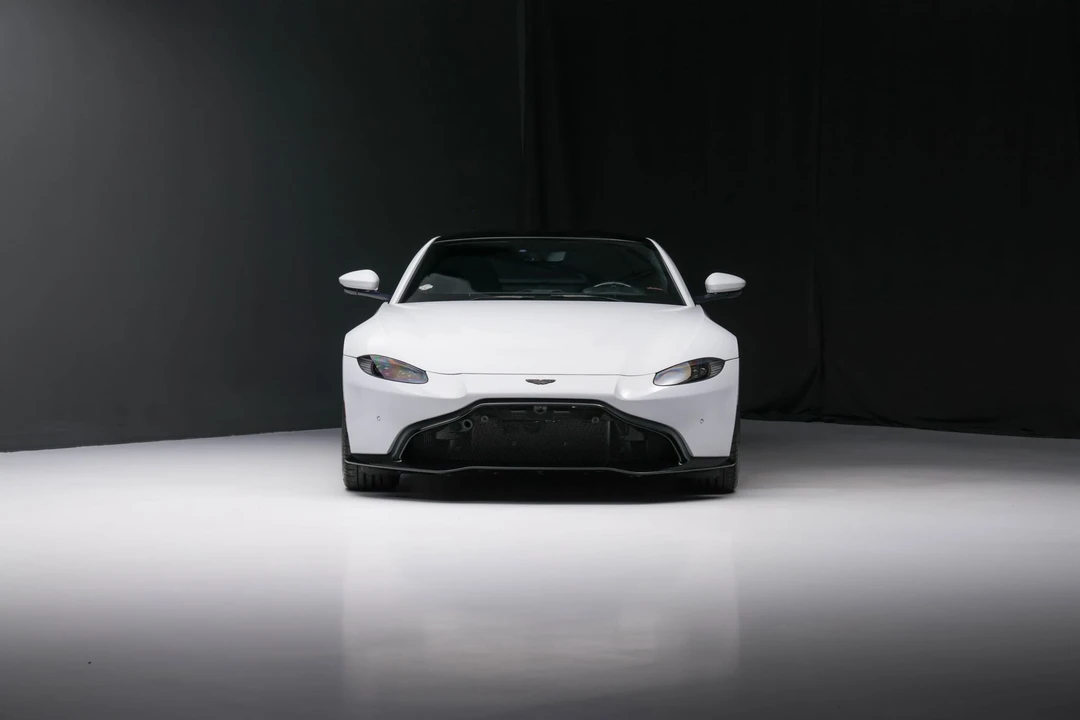 2019 Aston Martin V8 Vantage (2019+) - Image 10 of 31