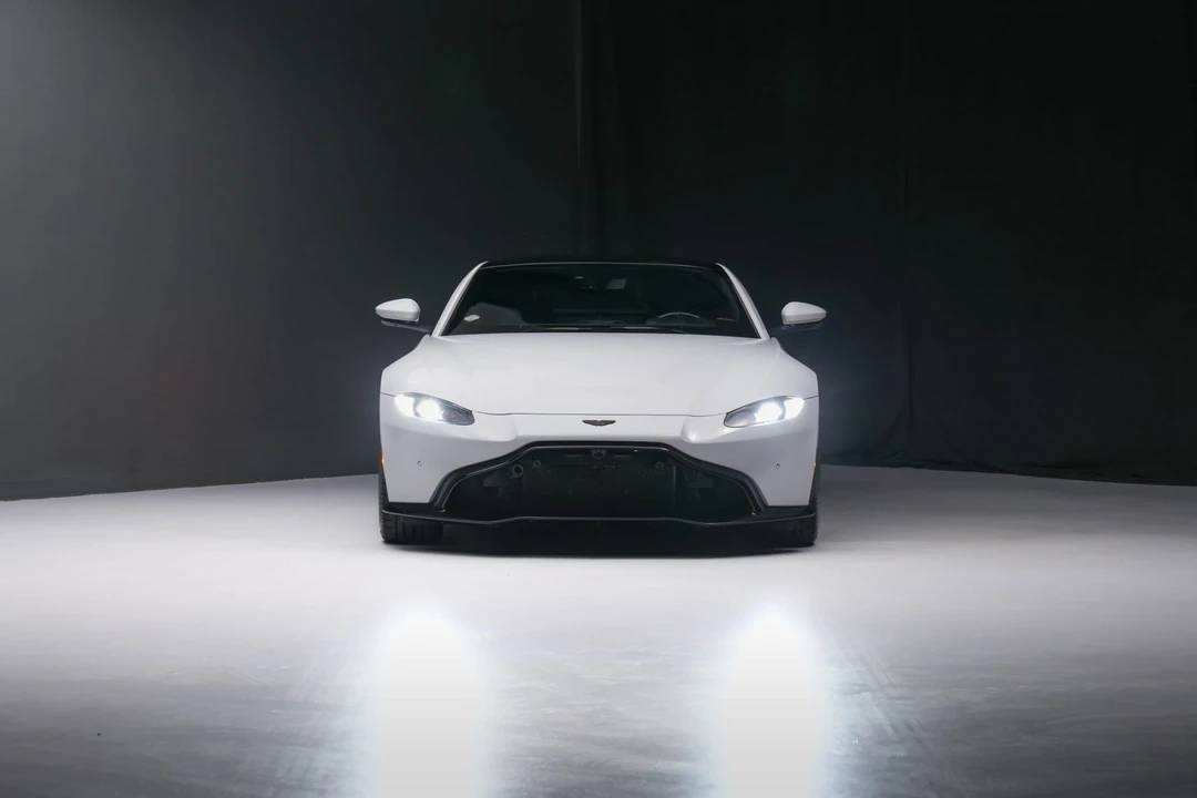 2019 Aston Martin V8 Vantage (2019+) - Image 11 of 31