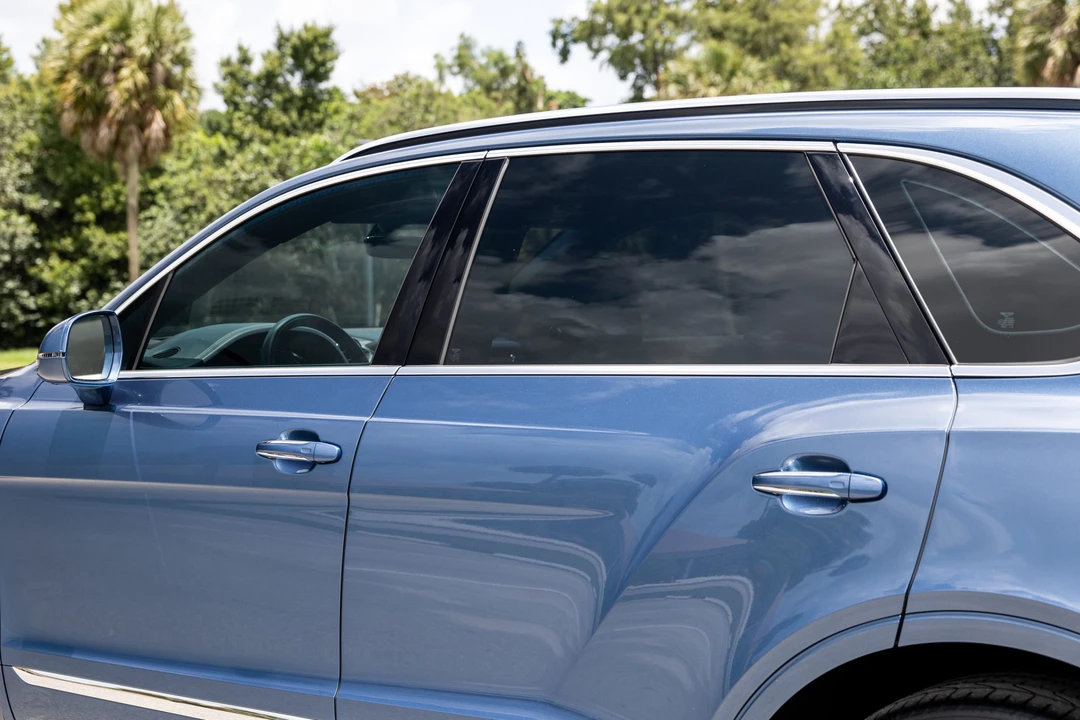 2019 Bentley Bentayga - Image 26 of 31