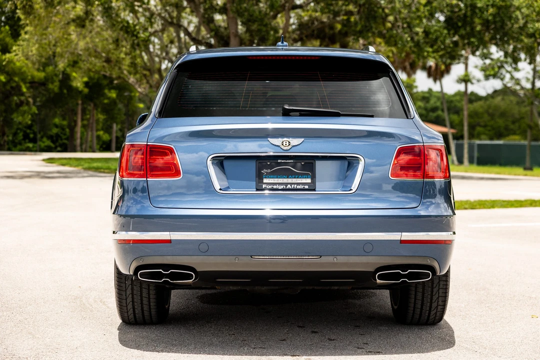 2019 Bentley Bentayga - Image 8 of 31