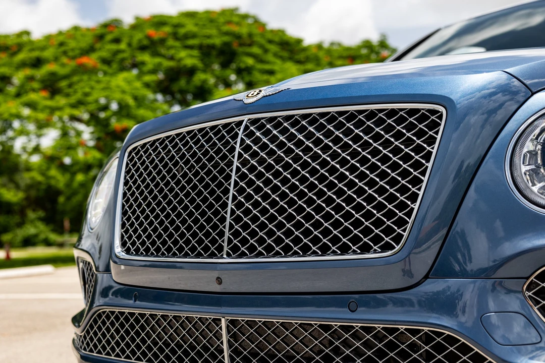 2019 Bentley Bentayga - Image 16 of 31