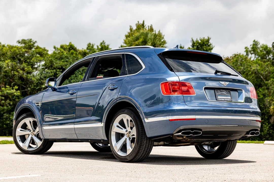 2019 Bentley Bentayga - Image 10 of 31