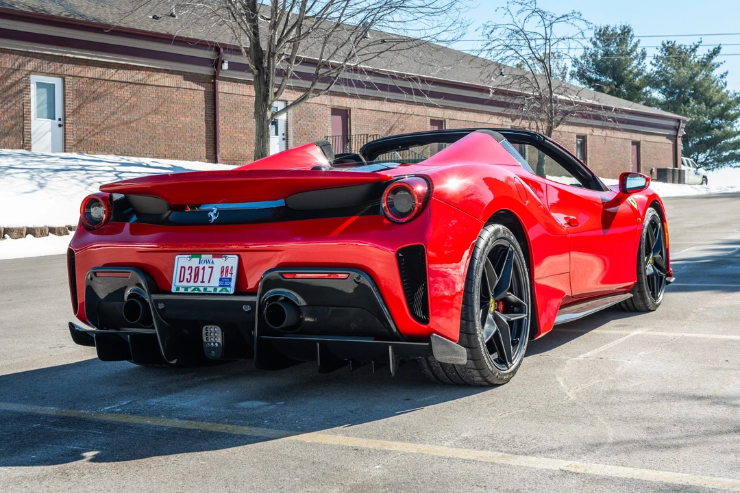 2019 Ferrari 488 Pista Spider - Image 5 of 31