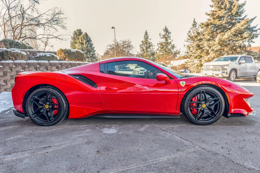 2019 Ferrari 488 Pista Spider - Image 11 of 31