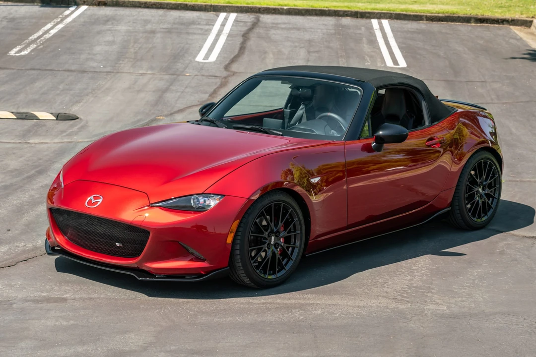 2019 Mazda ND MX-5 Miata - Image 16 of 31