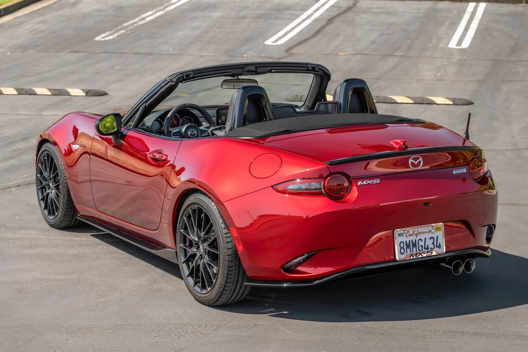 2019 Mazda ND MX-5 Miata - Image 2 of 31