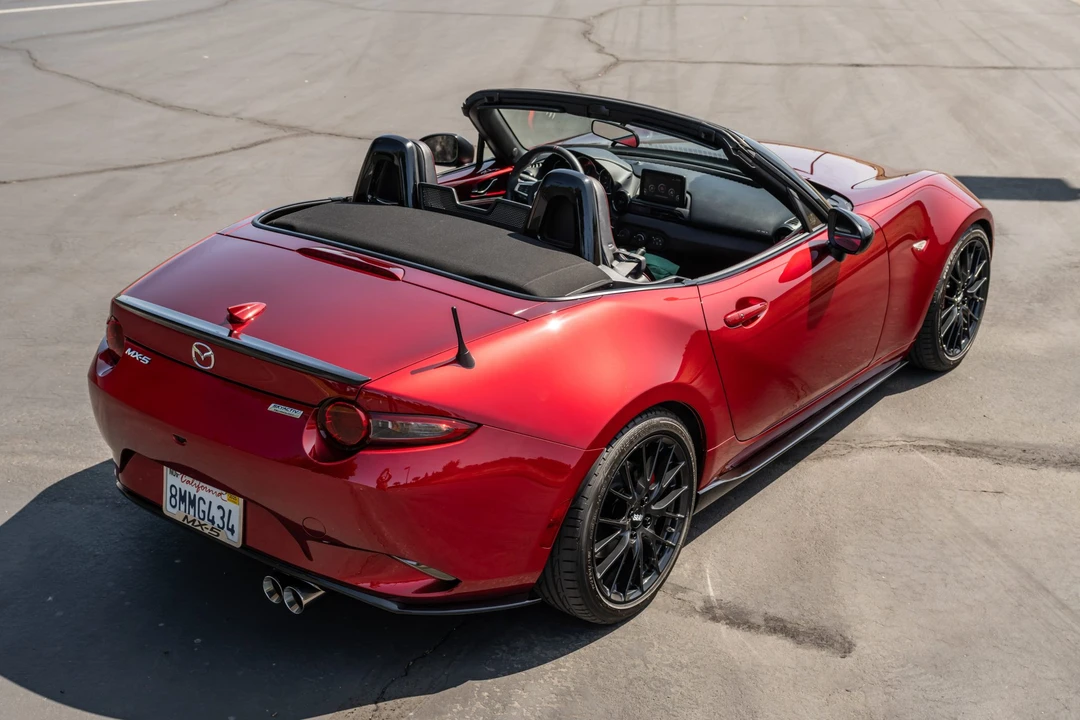 2019 Mazda ND MX-5 Miata - Image 8 of 31