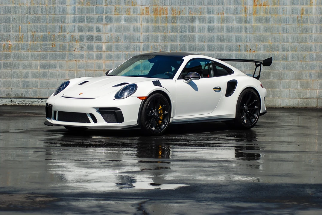 2019 Porsche 991 GT3 RS - Image 2 of 31