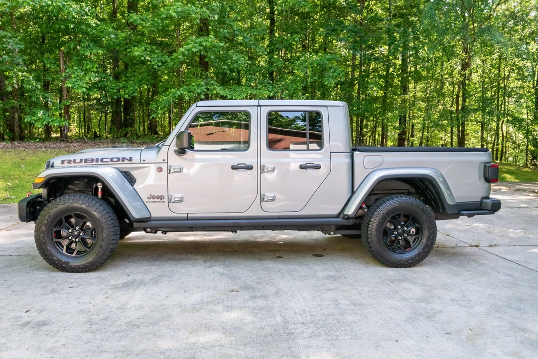 2020 Jeep JT Gladiator - Image 11 of 31