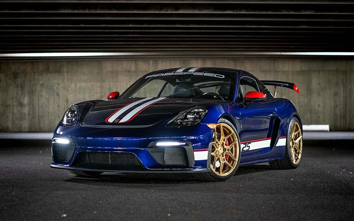 2020 Porsche 718 Cayman GT4 - Image 5 of 6