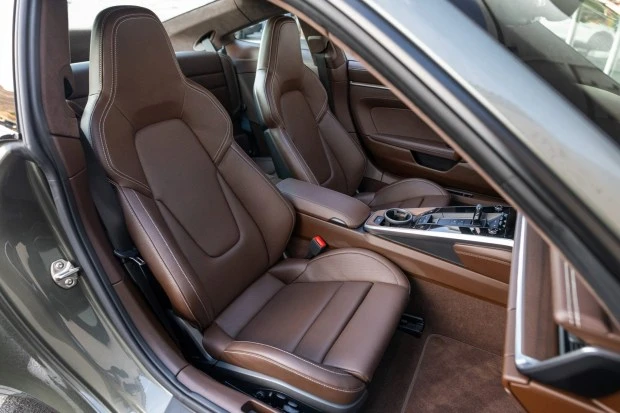 2020 Porsche 992 Carrera 4S - Image 4 of 6