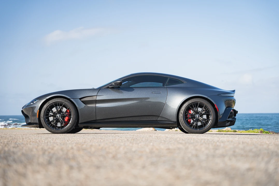 2021 Aston Martin V8 Vantage (2019+) - Image 23 of 31