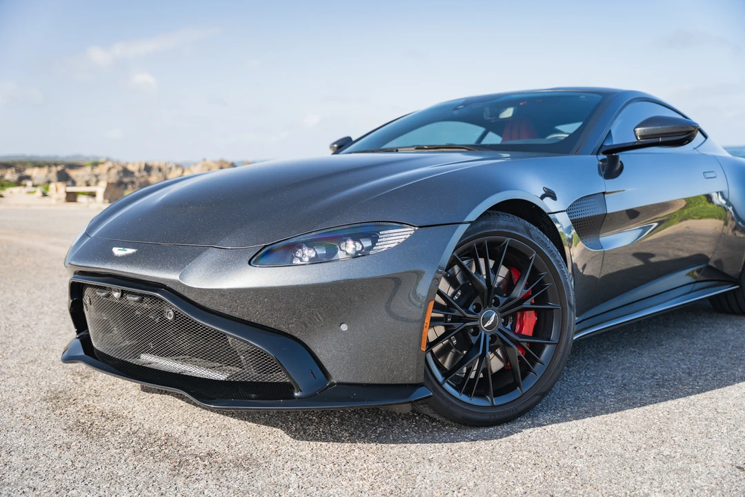 2021 Aston Martin V8 Vantage (2019+) - Image 26 of 31