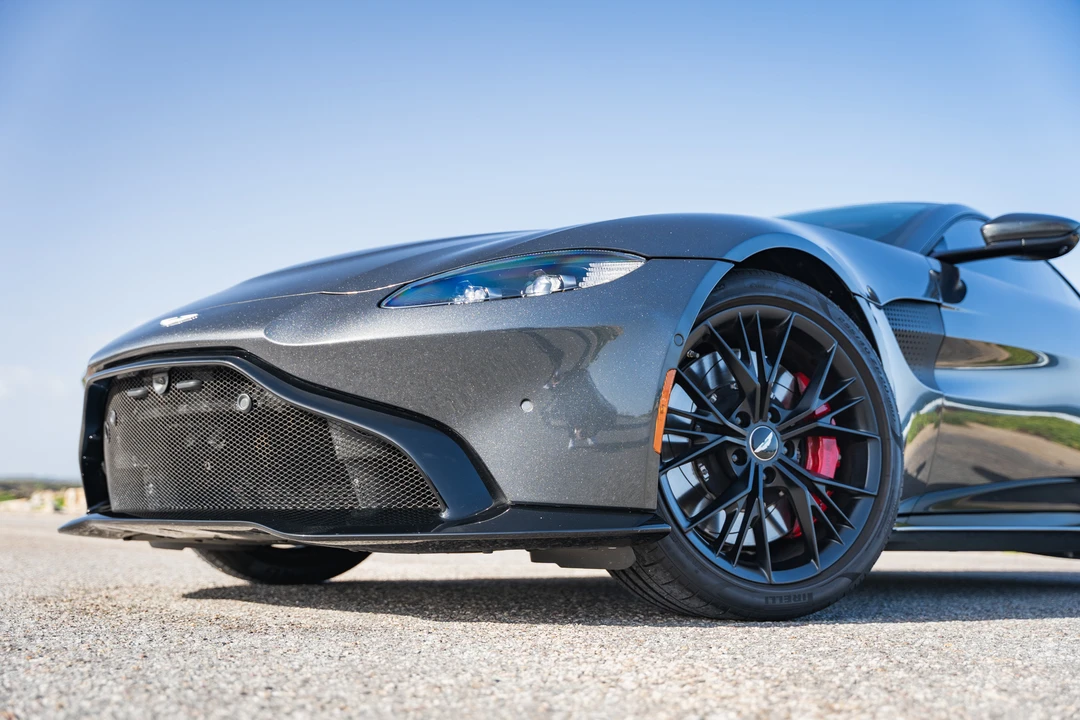 2021 Aston Martin V8 Vantage (2019+) - Image 27 of 31