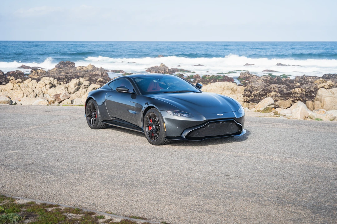 2021 Aston Martin V8 Vantage (2019+) - Image 7 of 31