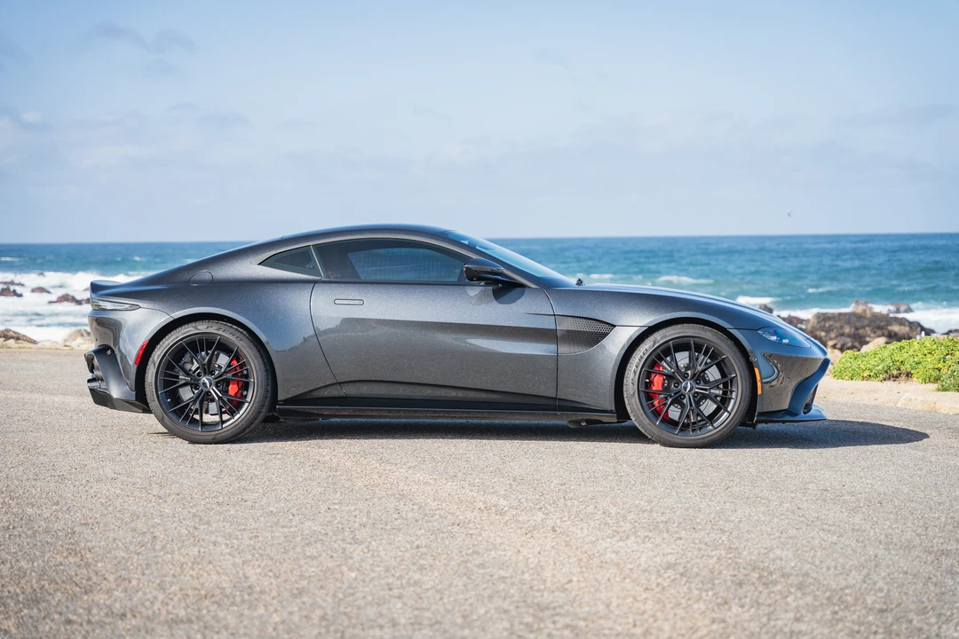 2021 Aston Martin V8 Vantage (2019+) - Image 12 of 31