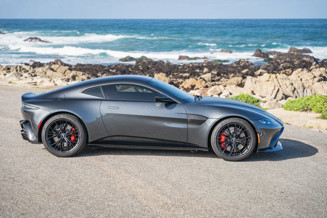 2021 Aston Martin V8 Vantage (2019+) - Image 11 of 31