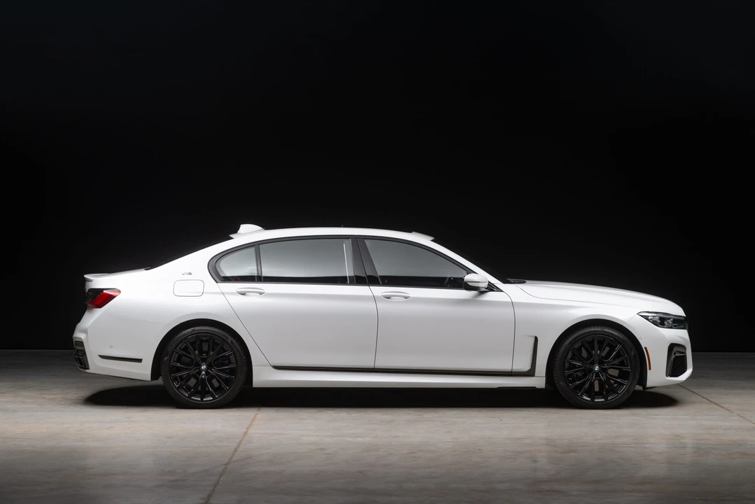 2021 BMW G11/G12 750i & M760i Sedan - Image 11 of 31