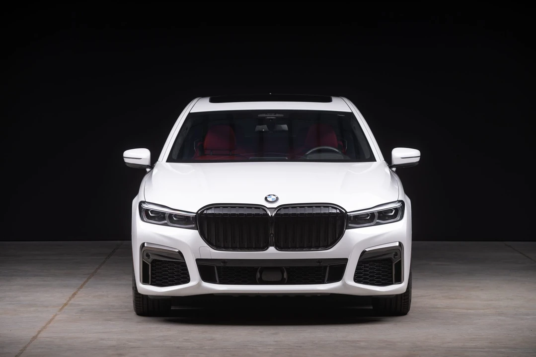 2021 BMW G11/G12 750i & M760i Sedan - Image 4 of 31