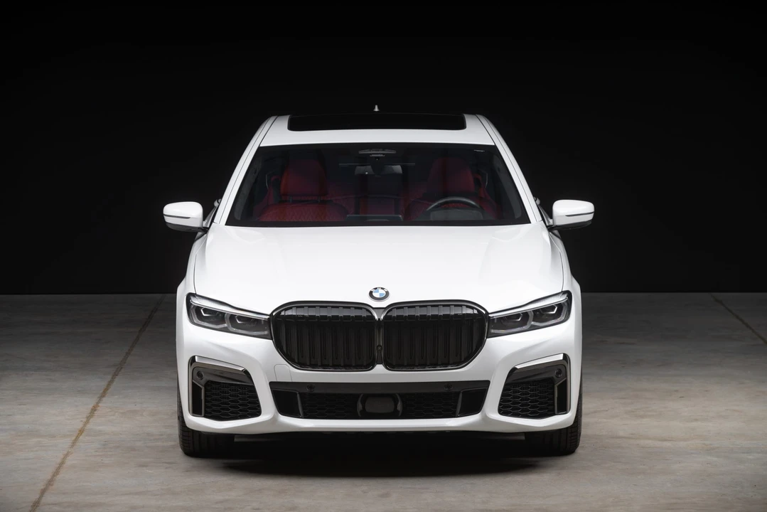 2021 BMW G11/G12 750i & M760i Sedan - Image 6 of 31