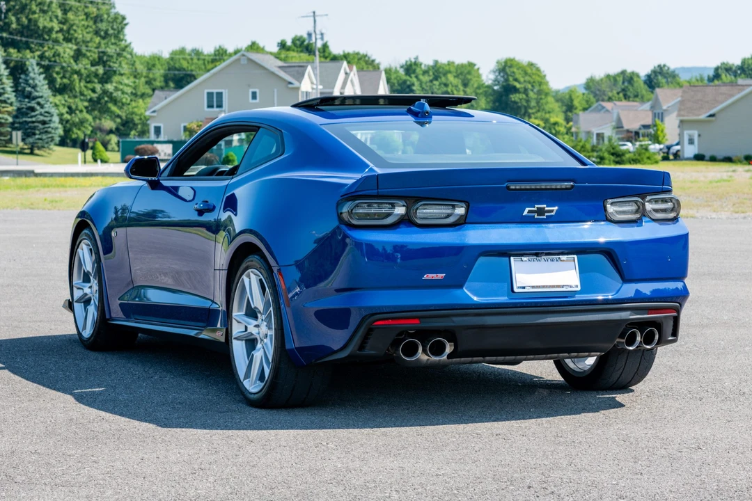 2021 Chevrolet Camaro SS 6th Gen - Image 8 of 31
