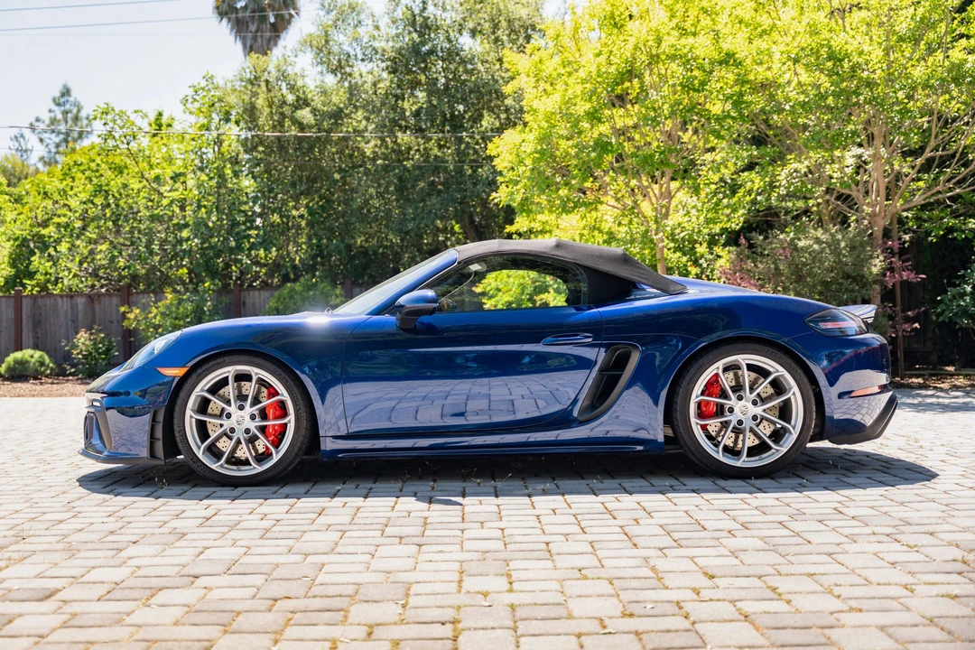 2021 Porsche 718 Boxster Spyder - Image 11 of 31