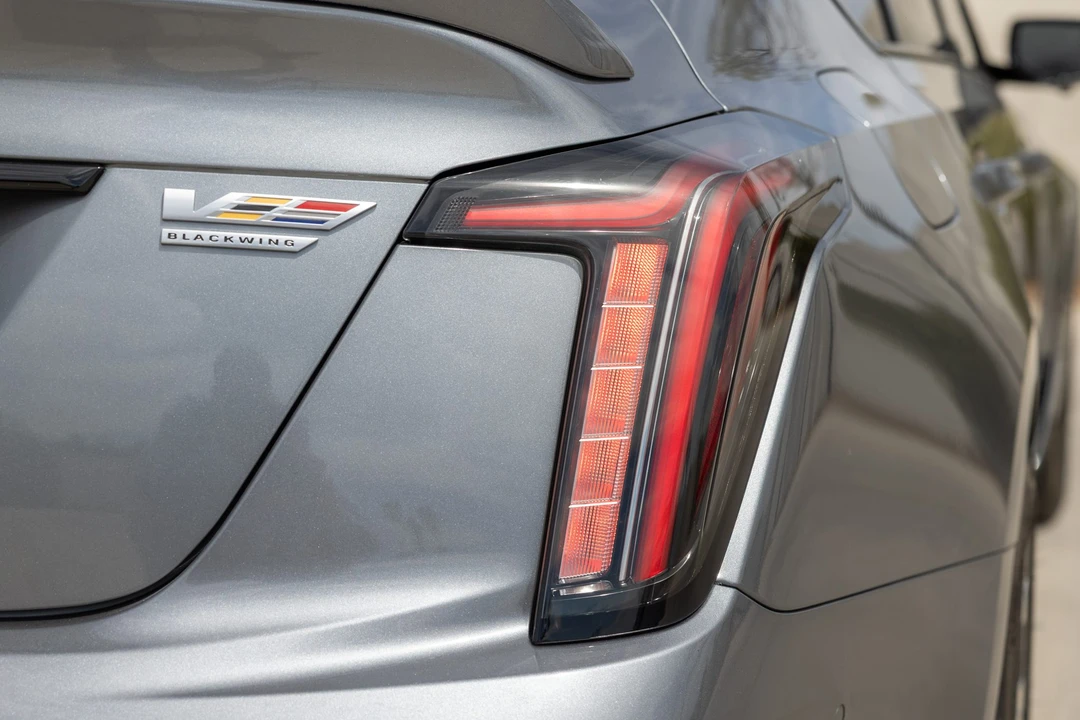 2022 Cadillac CT5-V Blackwing - Image 28 of 31