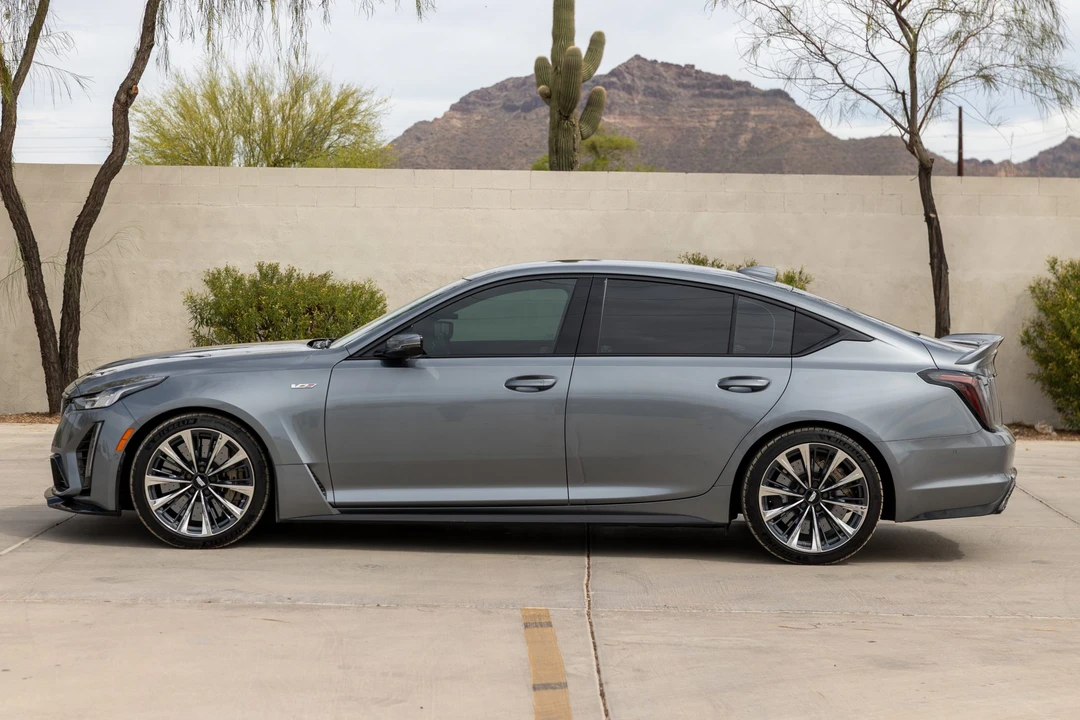 2022 Cadillac CT5-V Blackwing - Image 10 of 31