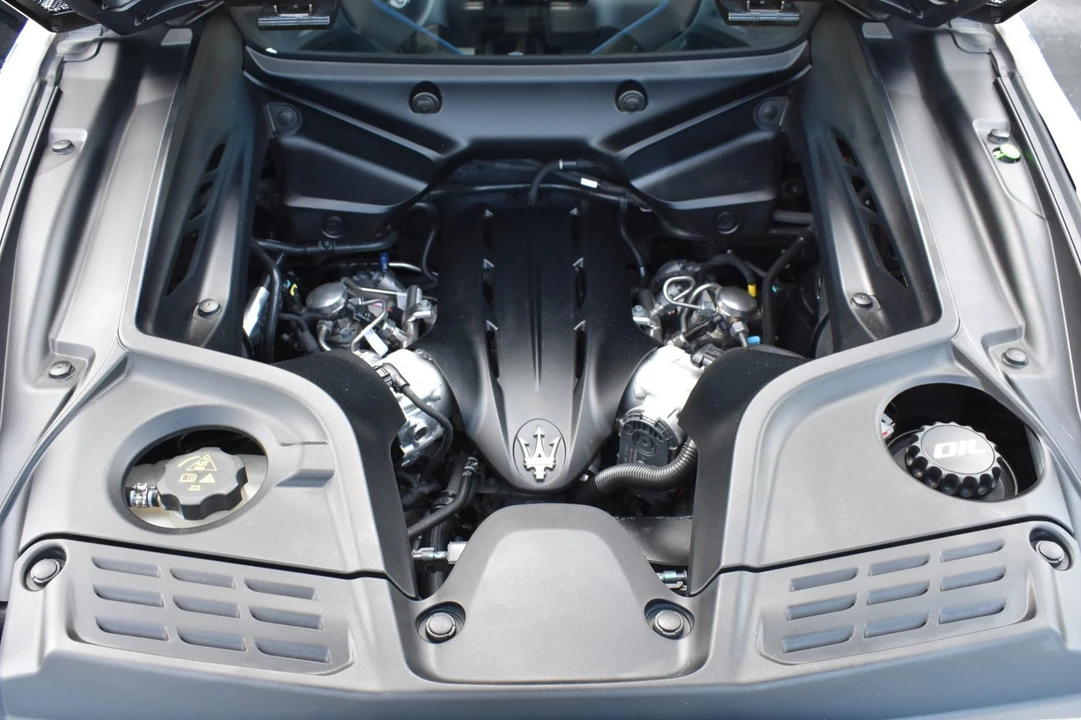 2022 Maserati MC20 - Image 6 of 7