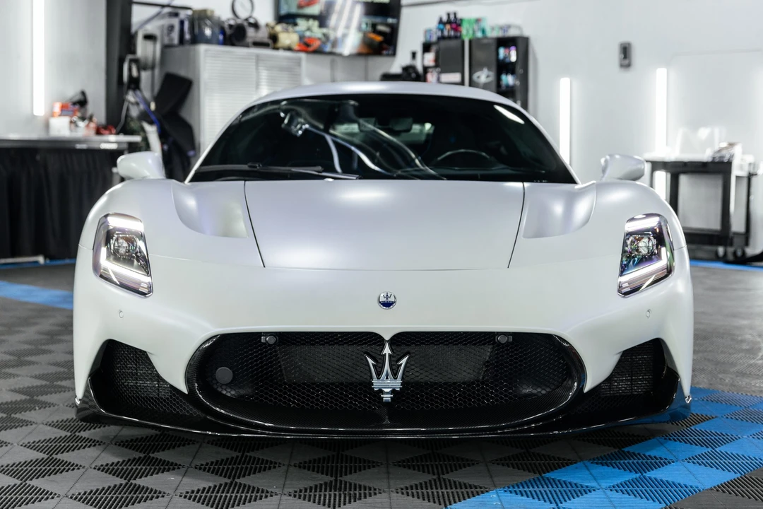 2022 Maserati MC20 - Image 5 of 31