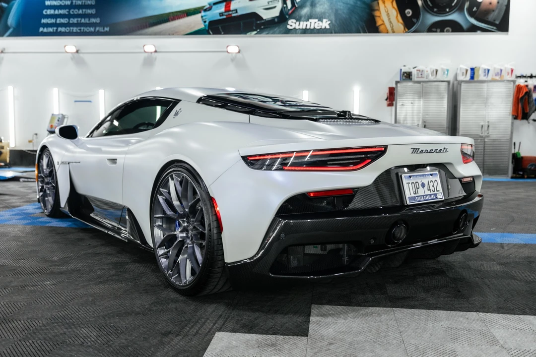 2022 Maserati MC20 - Image 12 of 31