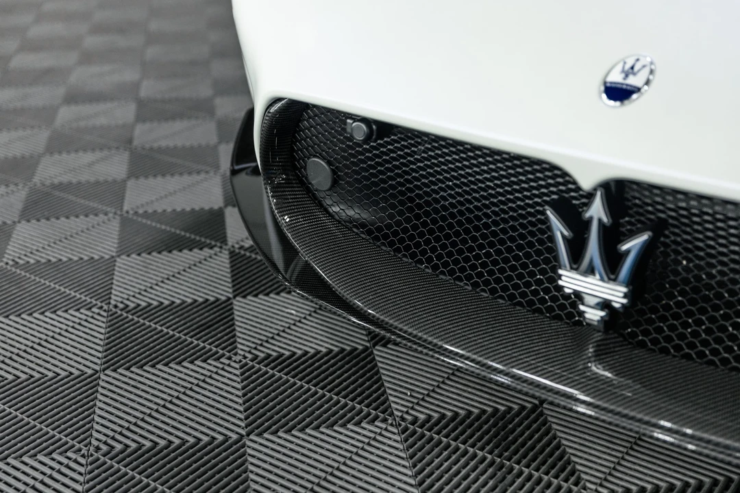 2022 Maserati MC20 - Image 18 of 31