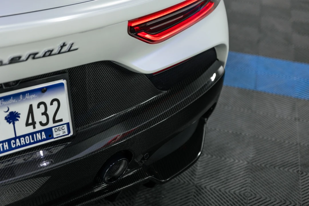 2022 Maserati MC20 - Image 23 of 31