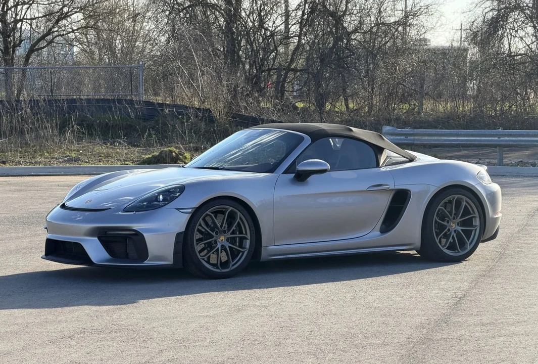 2022 Porsche 718 Boxster Spyder - Image 23 of 31
