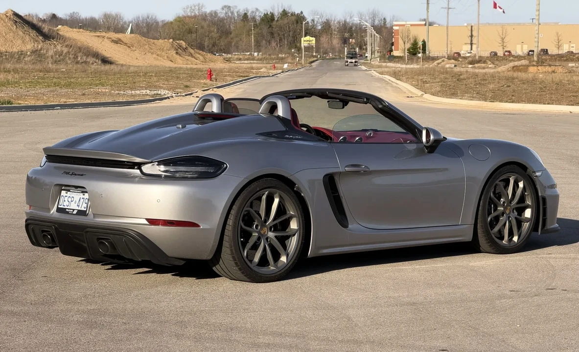 2022 Porsche 718 Boxster Spyder - Image 15 of 31
